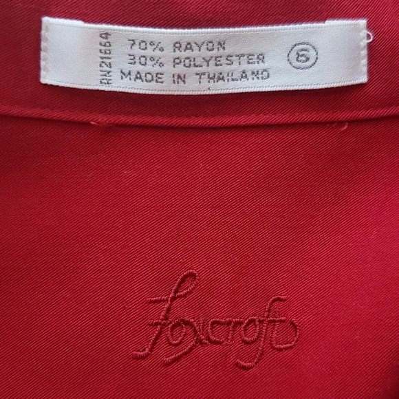 Foxcroft Long Sleeve Button Up Blouse Top Women's 6 Deep Red Quiet Luxury Classy - Picture 8 of 10